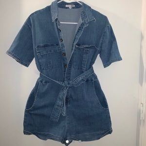 Fashion Nova Demin romper